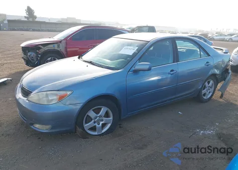 2004 Toyota Camry Se V6 z USA, uszkodzony, nr VIN 4T1BA32K04U009913